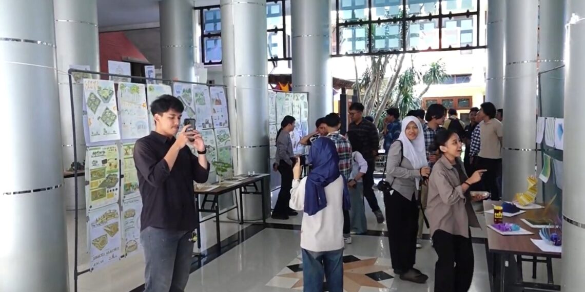 Pameran Ananta Samvada Tegaskan Eksistensi Arsitektur UB
