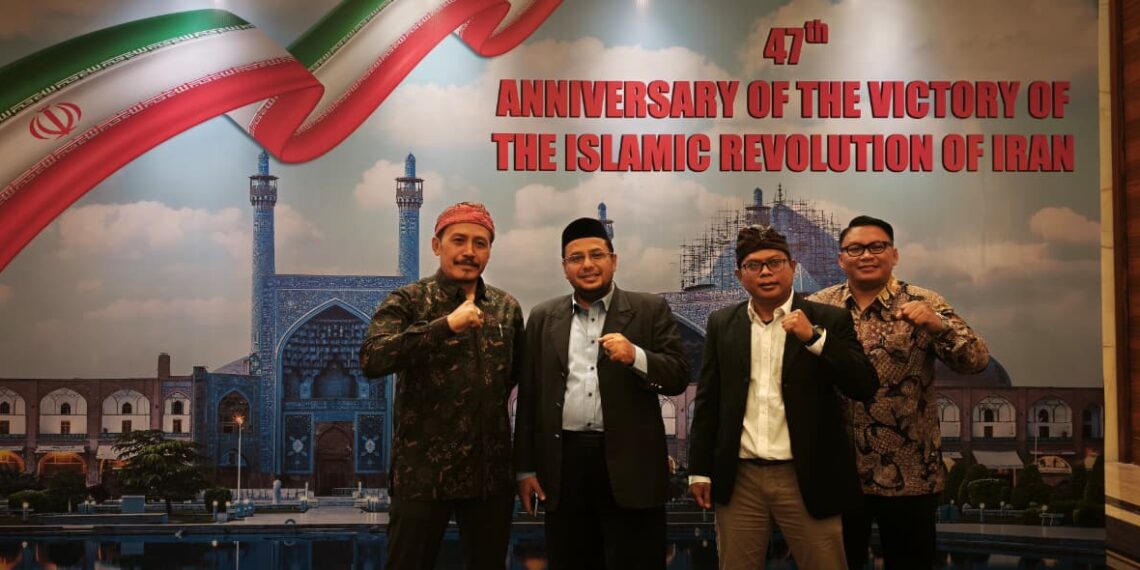 Ketahanan Iran Empat Dekade di Tengah Tekanan