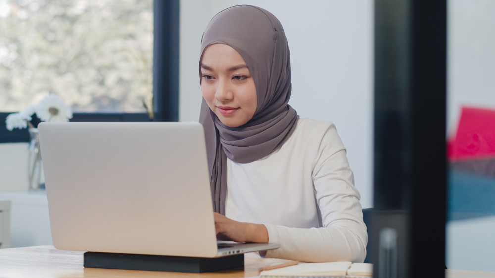 Kenapa Perempuan Sering Merasa Bersalah?