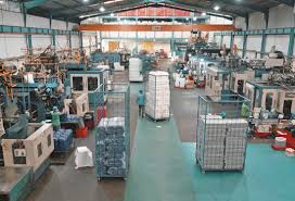 Industri Plastik Putar Otak Cari Pasokan Bahan Baku