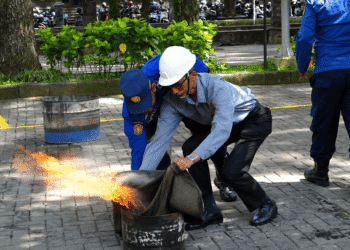 FILKOM UB Gelar Pelatihan APAR, Soroti Risiko Kebakaran Gedung
