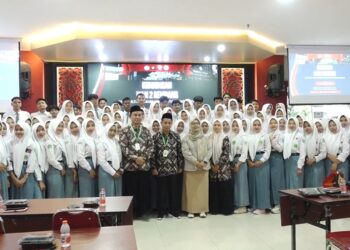 Siswa MAN 2 Rembang Kunjungi FH UB, Intip Dunia Hukum