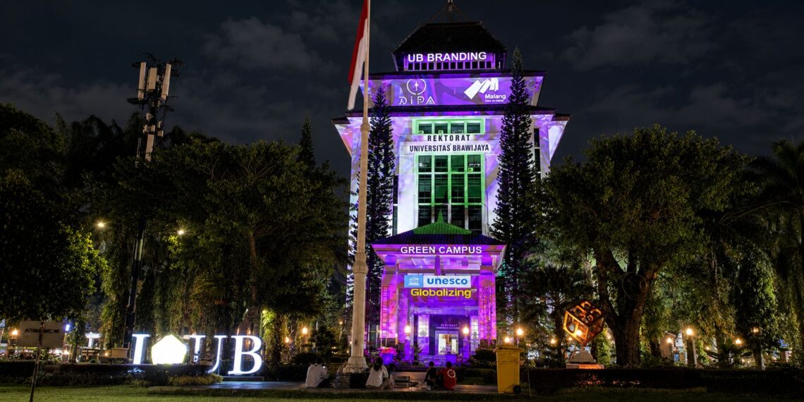 Saat Landmark UB disulap Jadi Kanvas Cahaya, Kampanye SDGs Hadir Lewat Media Art