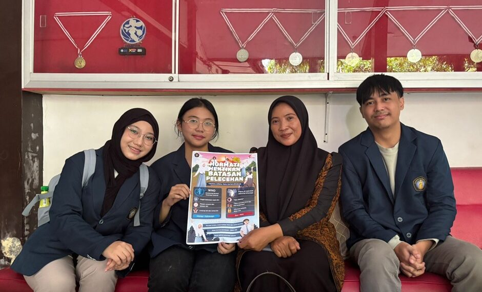 Mahasiswa HI UB Bawa Pedoman WHO ke Sekolah, Edukasi Pencegahan Kekerasan Seksual di SMAN 8 Malang