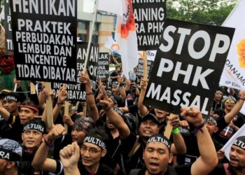 10 Perusahaan Besar Terancam PHK, Industri RI Siap Siaga