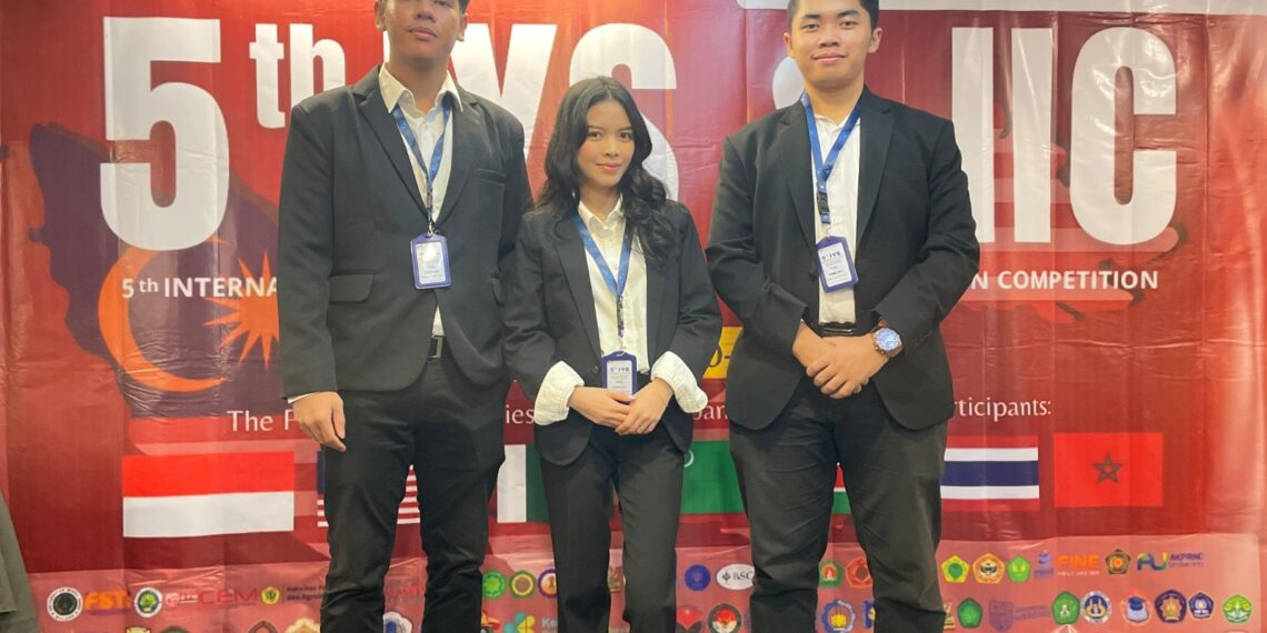 Mahasiswa FISIP UB Raih Bronze Medal di Youth Summit Malaysia