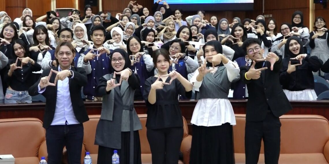 Gen Z Diserang Insecure, Make Over Campus Tour UB Jawab