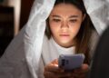 Scroll Terus, FOMO Terus: Sulitnya Memutus Siklus Doomscrolling