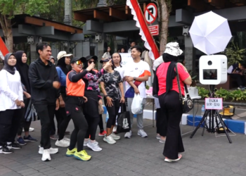 Tukar 5 Botol Plastik, Mahasiswa Dapat Photobooth Gratis di CFD UB