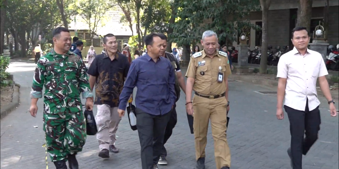 FBiPK UB Turun ke Kampung, Warga Belajar Barista hingga Kelola Sampah
