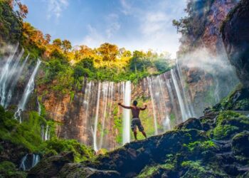 Mengintip Pesona Tumpak Sewu, Salah Satu Surga Tersembunyi di Indonesia
