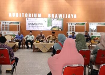 BAZNAS Jatim dan BAZIS UB Bantu UMKM Naik Kelas Lewat Program Rombong Usaha
