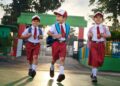Mengantar Anak Sekolah, Momen Kecil yang Bermakna