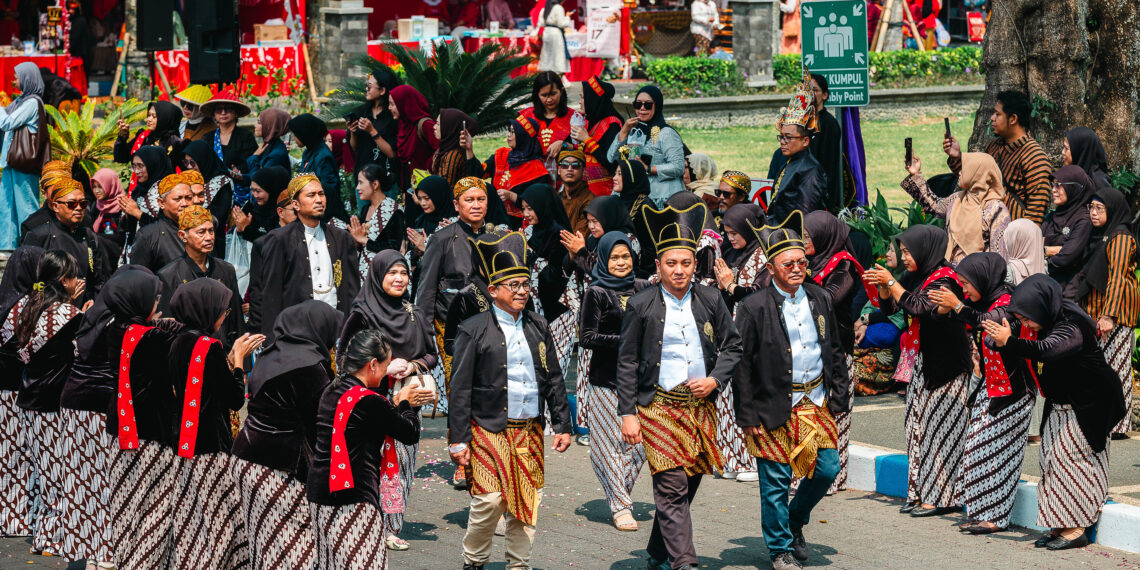 Semangat Kemerdekaan Menggema lewat Kirab Nusantara di Universitas Brawijaya