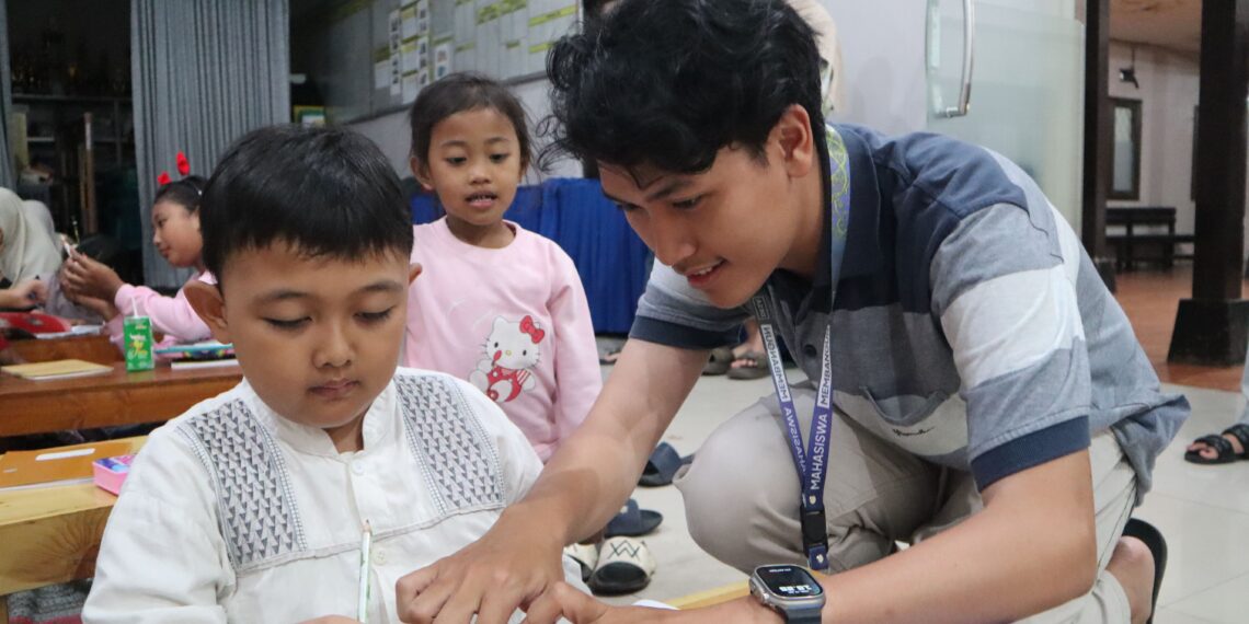 MMD UB 20 Hidupkan Rumah Belajar Langlang, 39 Anak Terlibat