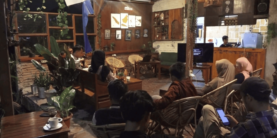 Dekolonisasi Ingatan Dorong Warga Rawat Identitas dan Solidaritas Kampung 