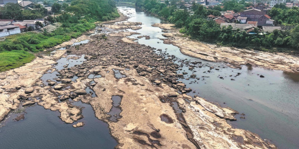 Saat Nadi Nusantara Mengering