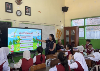 Lewat Bank Sampah Mini, MMD UB 18 Ajarkan Siswa Pilah Sampah Sejak Dini