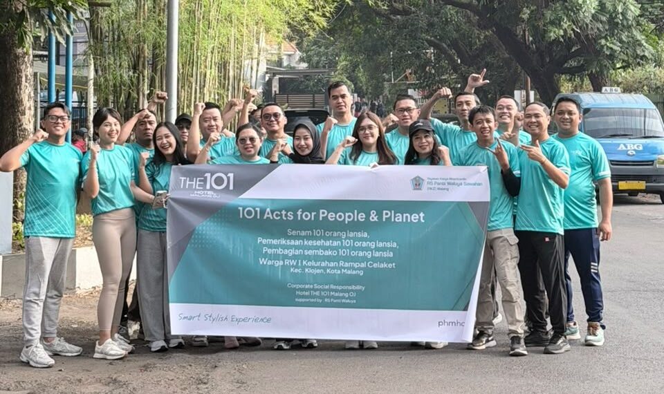 Rayakan HUT ke-13, THE 1O1 Malang Gelar Cek Kesehatan hingga Kerja Bakti