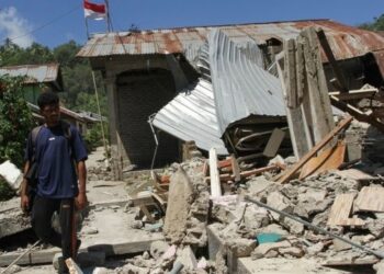 Flores Masih Bergetar, Gempa Susulan Tembus 14 Ribu