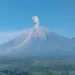 Tiga Kali Erupsi, Semeru Tembus 1.000 Meter
