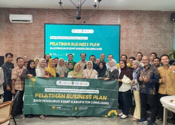 Dosen Pulang Kampung IPB Dorong KDMP Lumajang Ubah Business Plan Jadi Usaha Nyata