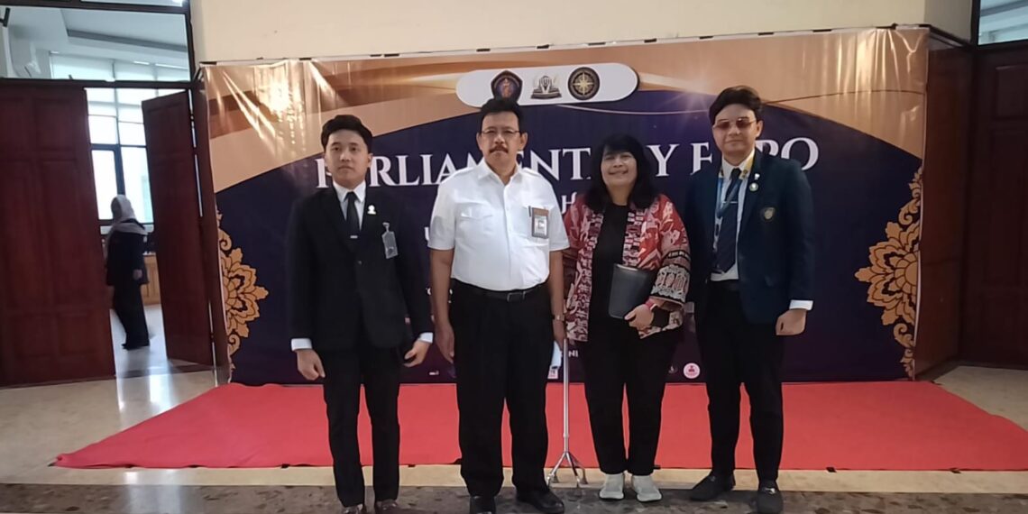 DPM FH UB Perkuat Literasi Legislasi Mahasiswa Lewat Parliamentary Expo 2026