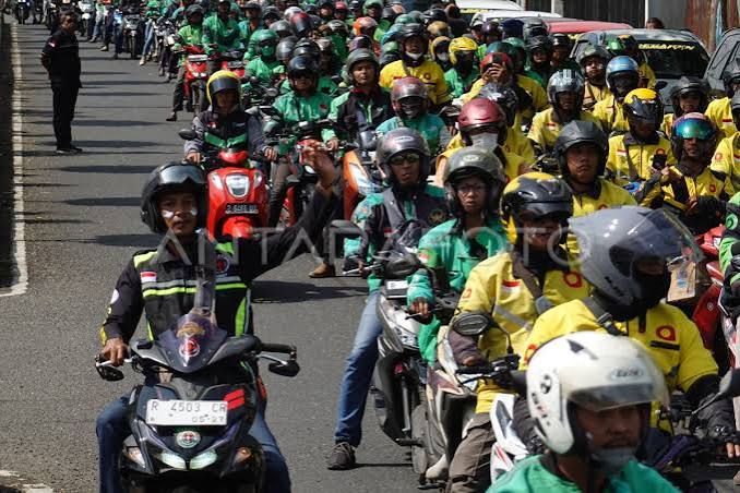 Revisi UU LLAJ Bakal Atur Ojol, Keselamatan Driver dan Motor Jadi Sorotan