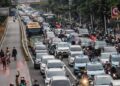 Pajak Kendaraan Bermotor Minimal 10 Persen untuk Jalan dan Transportasi Umum